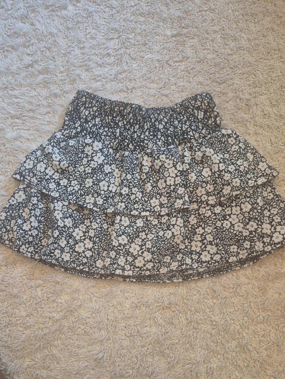 ZARA girls tiered Smocked Skirt 6 Ditsy Floral Mini
